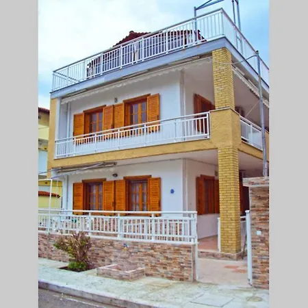 Maria-dimis House *